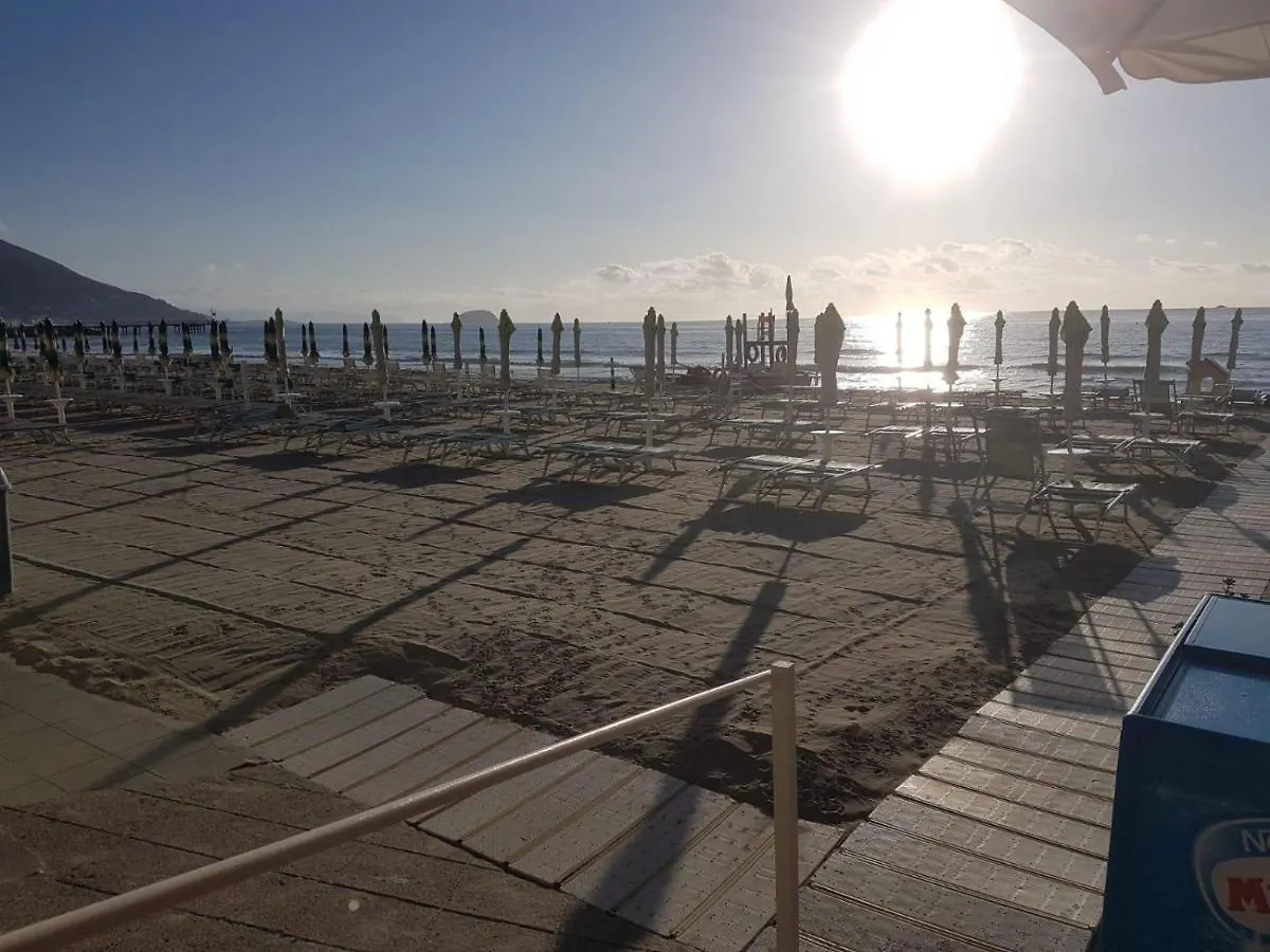 Hotel Splendid Mare Laigueglia Italia