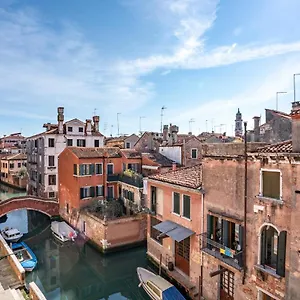  Appartamento La Dimora Di Sant'andrea Canal View Italia